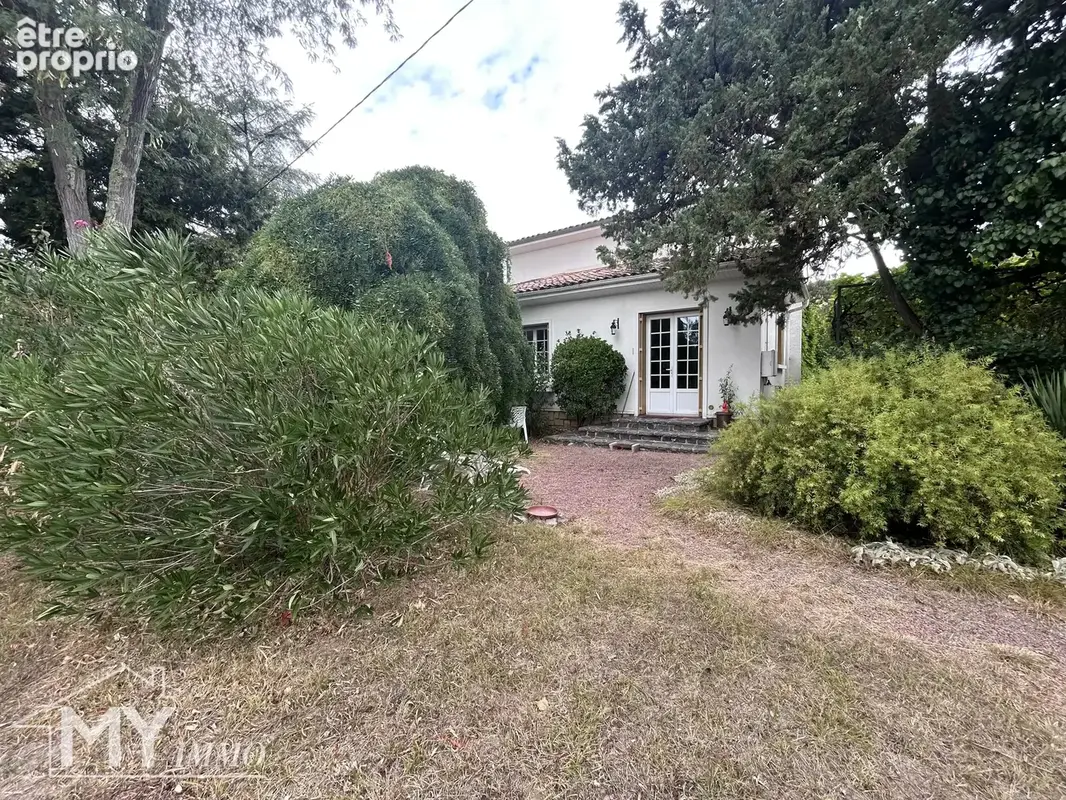 PINEUILH : Maison proche des commodités, jardin arboré, garage et terrasse couverte - photo 27