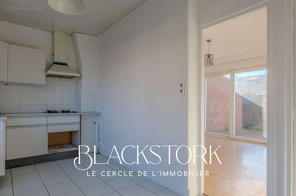 Maison 4 pièces à rafraîchir Neuville-en-ferrain 90 m2 au sol. - photo 5