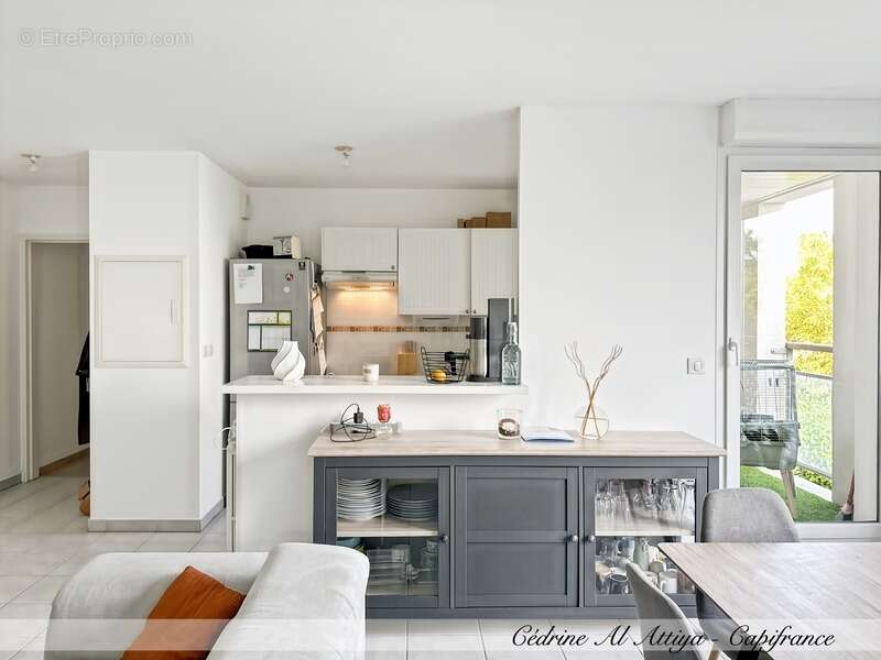 La Rochelle, Appartement à vendre 3 pièces 66m2, 1er étage, ascenseur, loggia, garage - photo 3