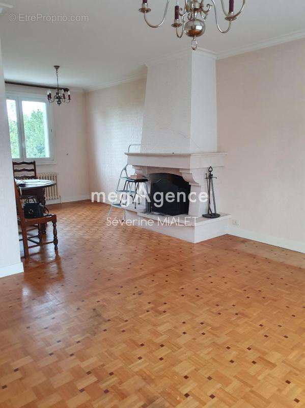 Maison lumineuse avec un grand jardin à Fléac - photo 6