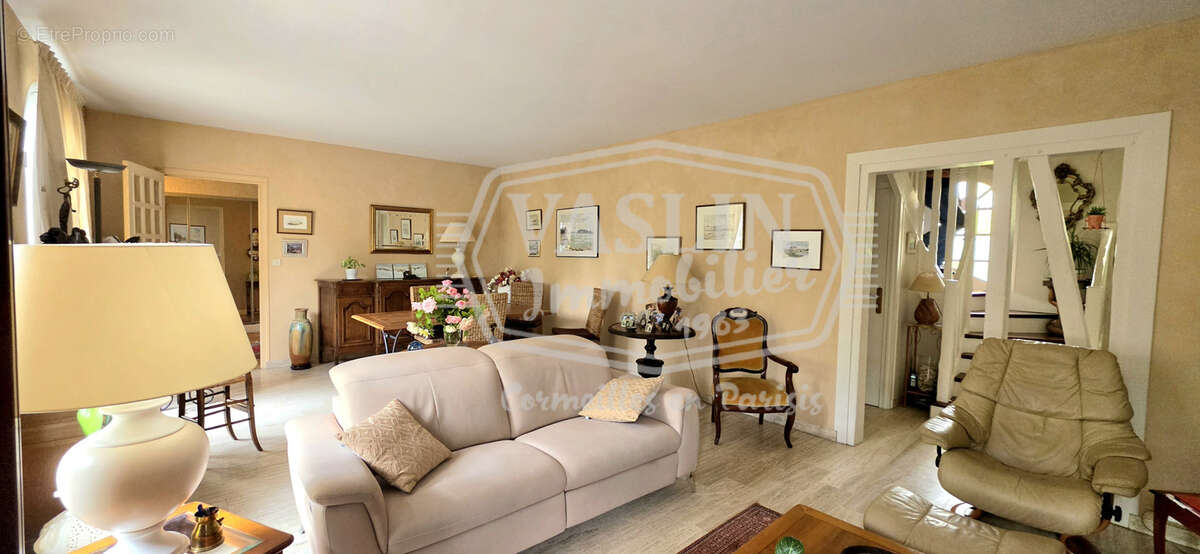 Maison à LA FRETTE-SUR-SEINE