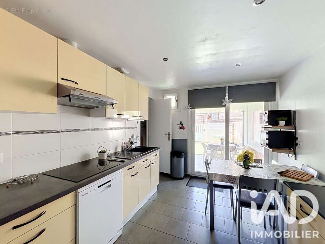 Maison 54 m² à Le Petit-Quevilly  - photo 3