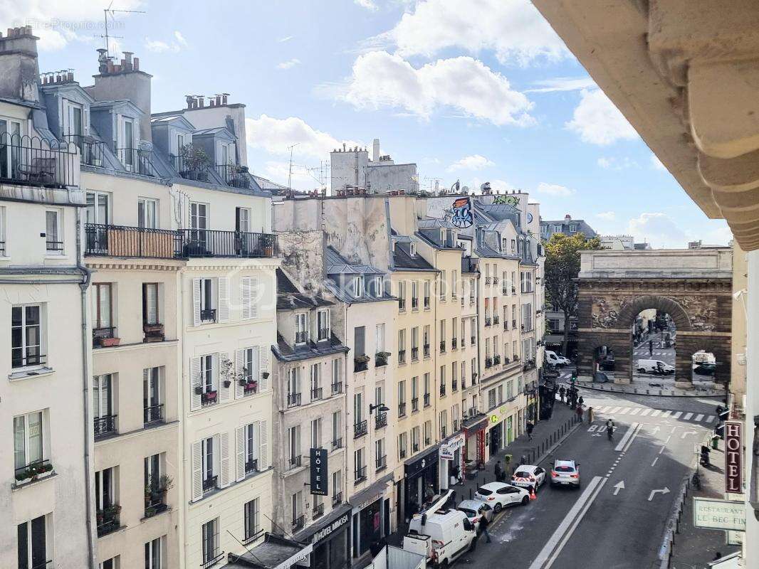 Appartement à PARIS-10E