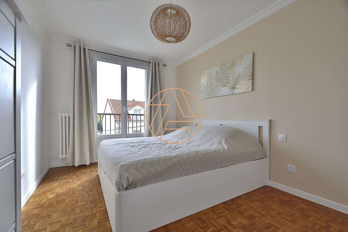 Appartement à SAINT-MAUR-DES-FOSSES