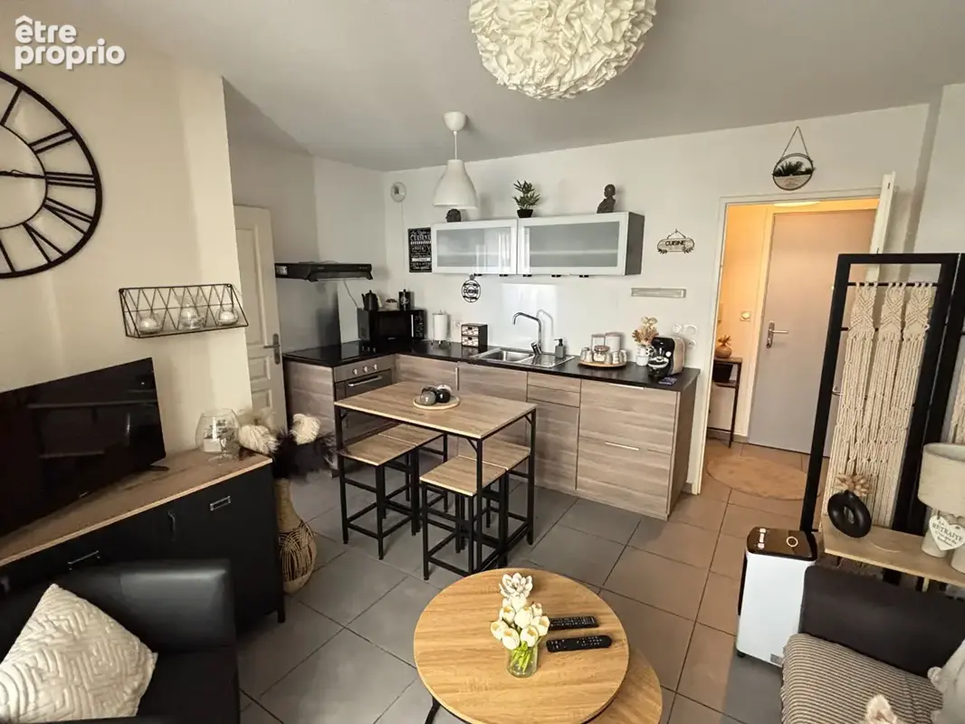 Appartement La Seyne Sur Mer 2 pièce(s) 39 m2 - photo 2
