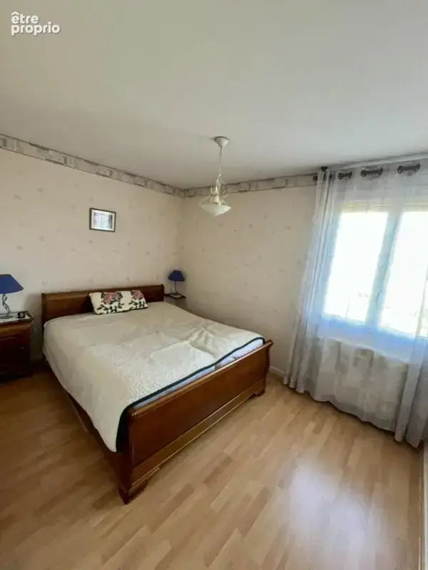 Appartement T5 sur BOURG EN BRESSE (01) - photo 5
