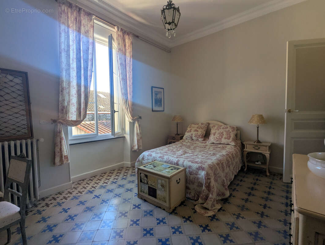 Maison à OUPIA