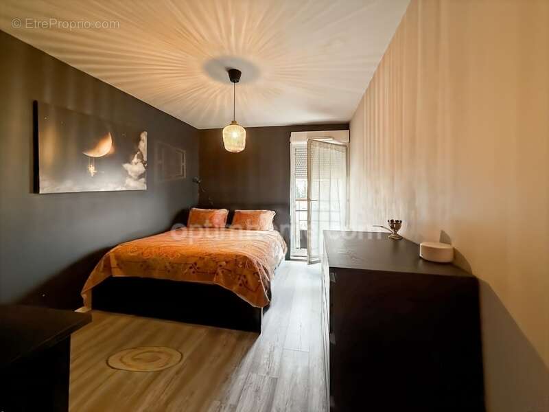 Appartement à ENGHIEN-LES-BAINS