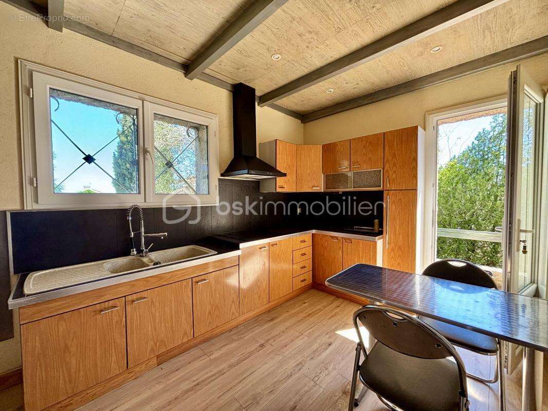 Maison de caractère avec potentiel, garage et jardin à 20 min des plages - photo 11