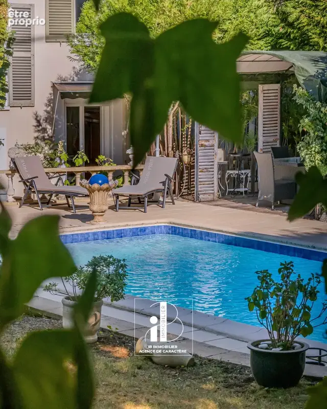 Saint pierre les nemours, maison de caractere  avec piscine de 217 m² et ces dependances sur un jardin de 1939 m² - photo 6