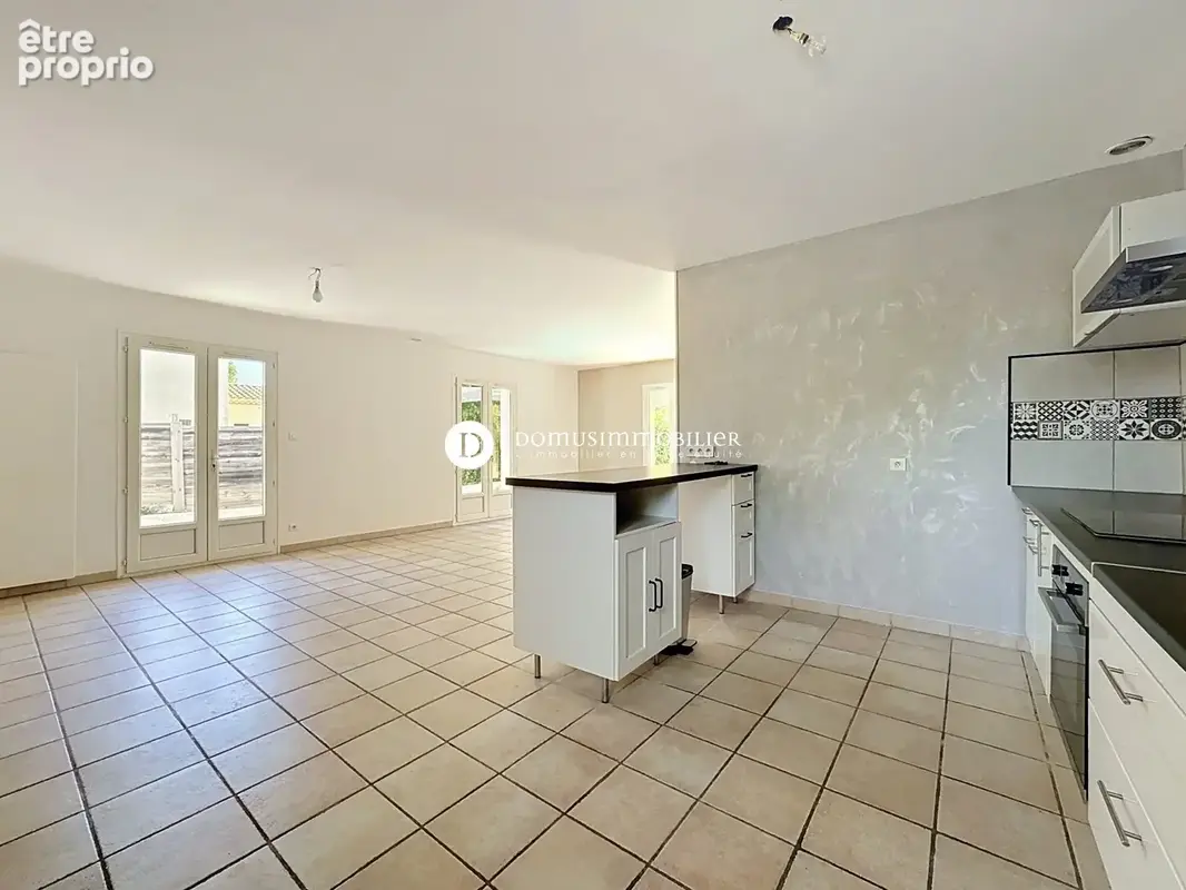 Maison 109 m² à Saint-Saturnin-Les-Avignon  - photo 6