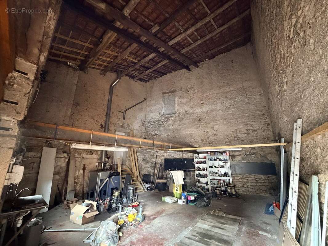 Maison à THIAUCOURT-REGNIEVILLE