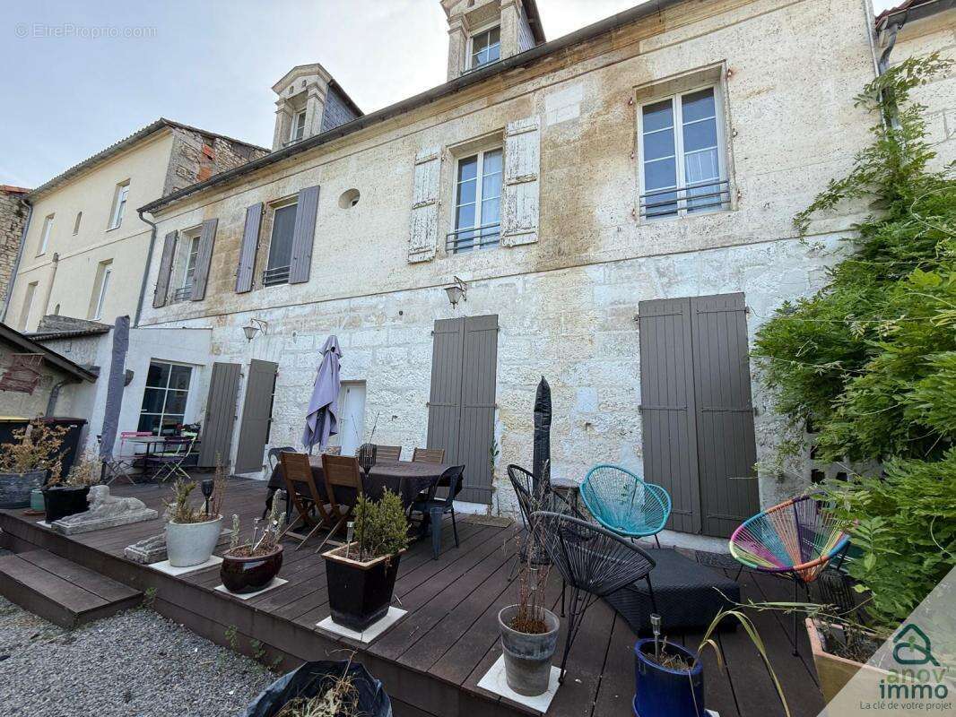 Maison à GOND-PONTOUVRE