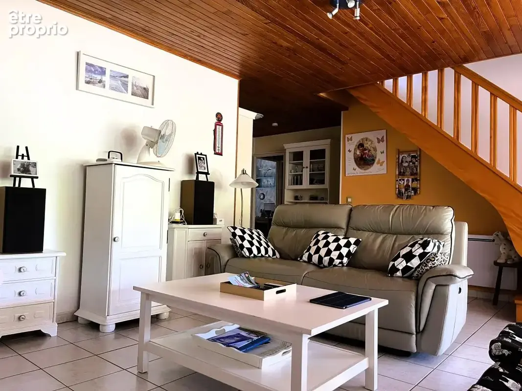 Maison 6 pièces 133 m² à vendre à Saint-Pere-En-Retz (44320) - photo 2