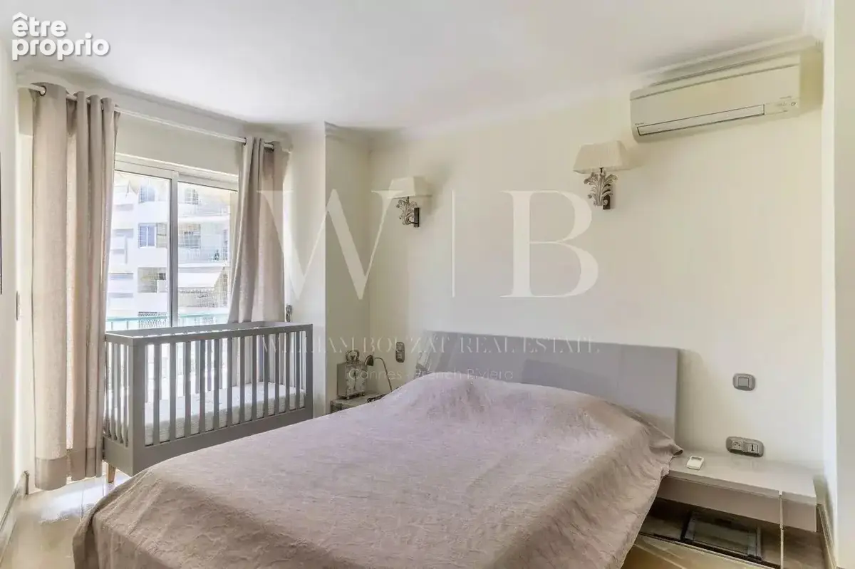 Cannes, la Croisette - Port Canto. Appartement de 229 m² avec vue mer + dépendances - photo 16