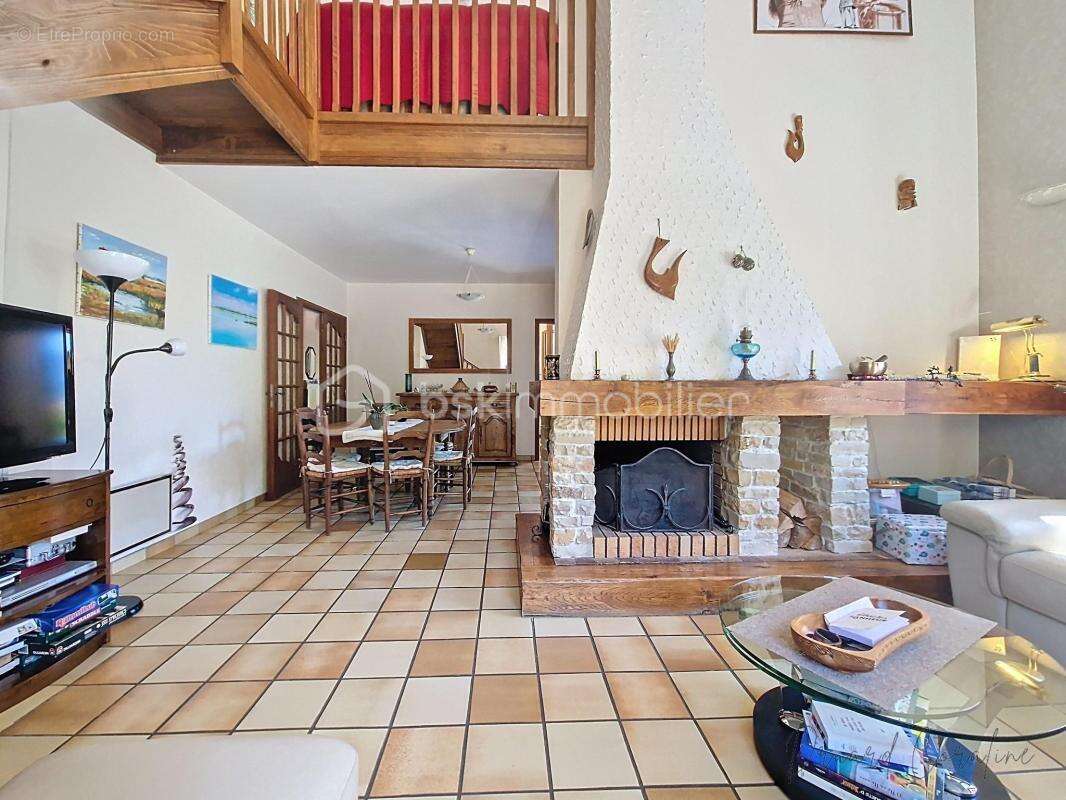 Maison à VARCES-ALLIERES-ET-RISSET