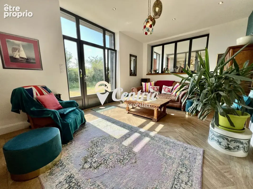 Maison 11 pièces 409 m² à vendre à Cernusson (49310) - photo 4