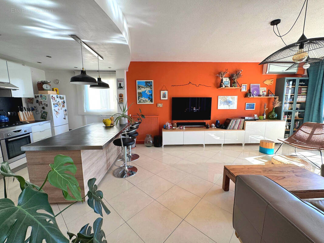 Appartement à MARSEILLE-10E