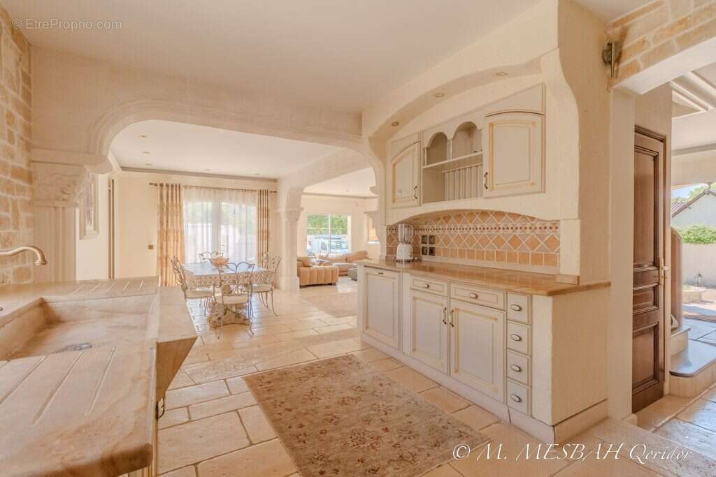 Maison à SAINT-GERMAIN-LES-ARPAJON