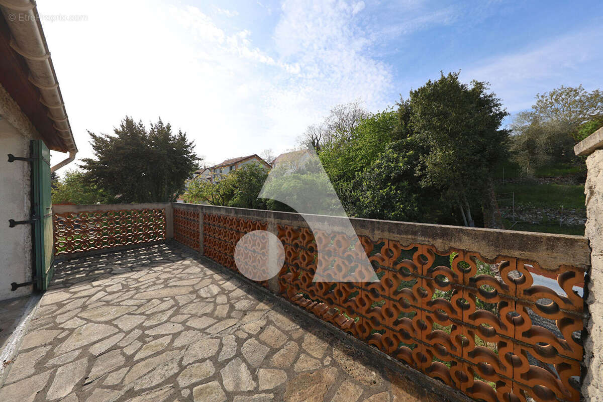 Maison à CORBEIL-ESSONNES