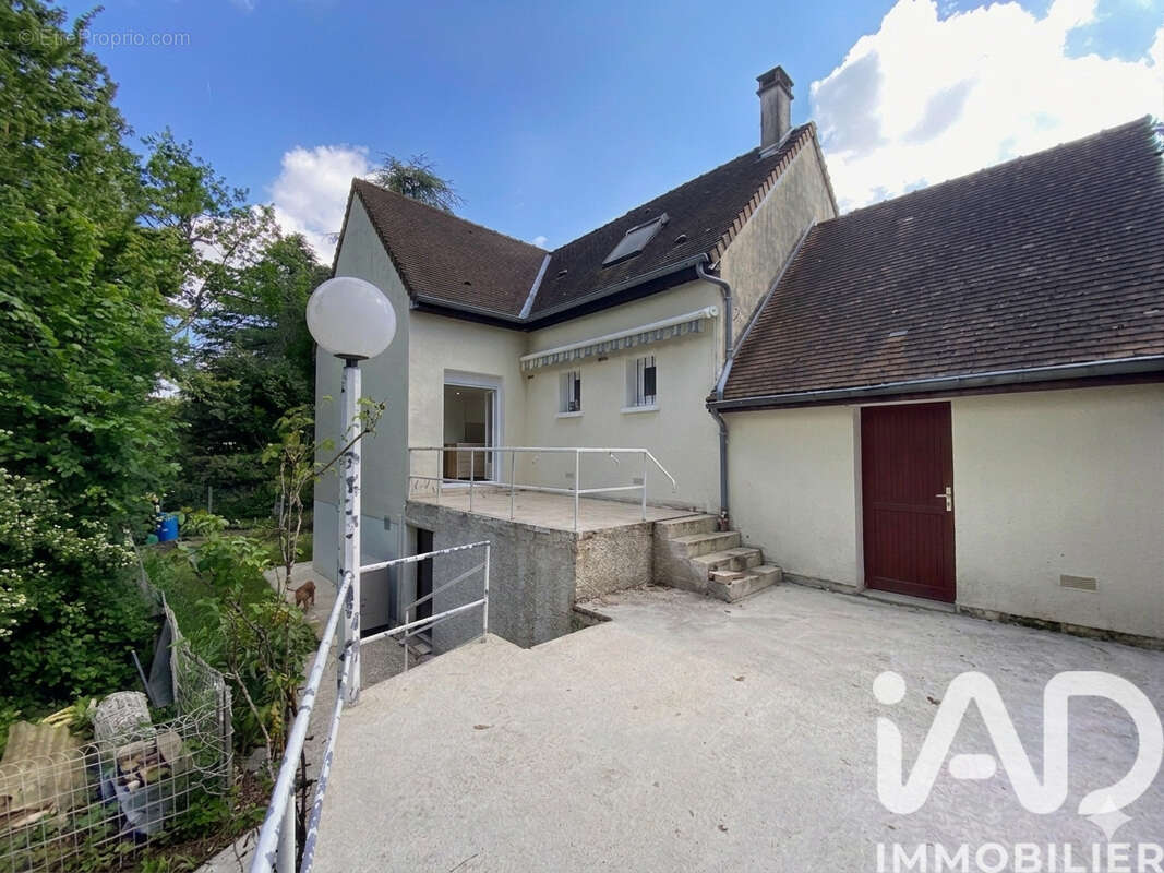 Photo 2 - Maison à HERICY