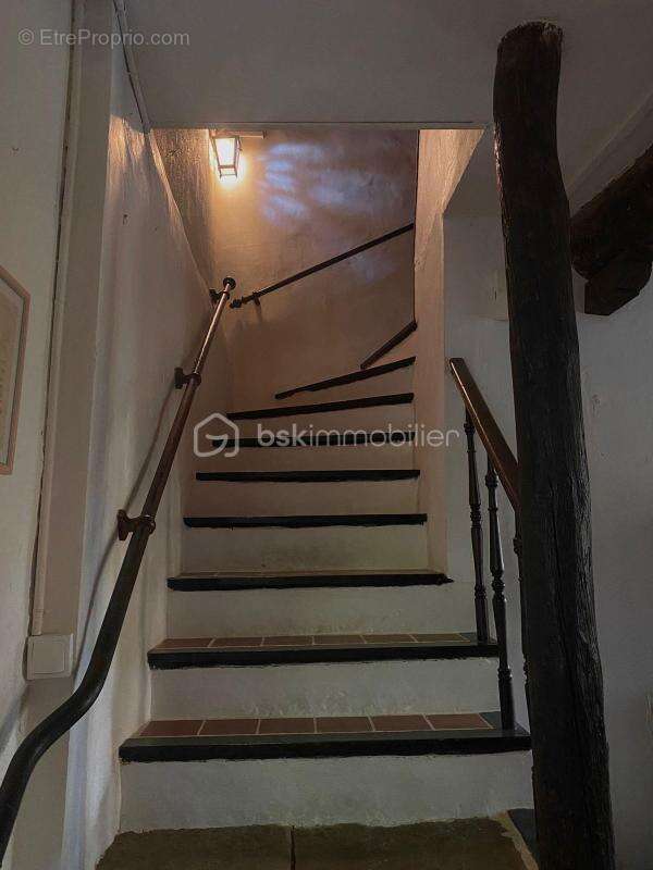 Maison à MONTSERET