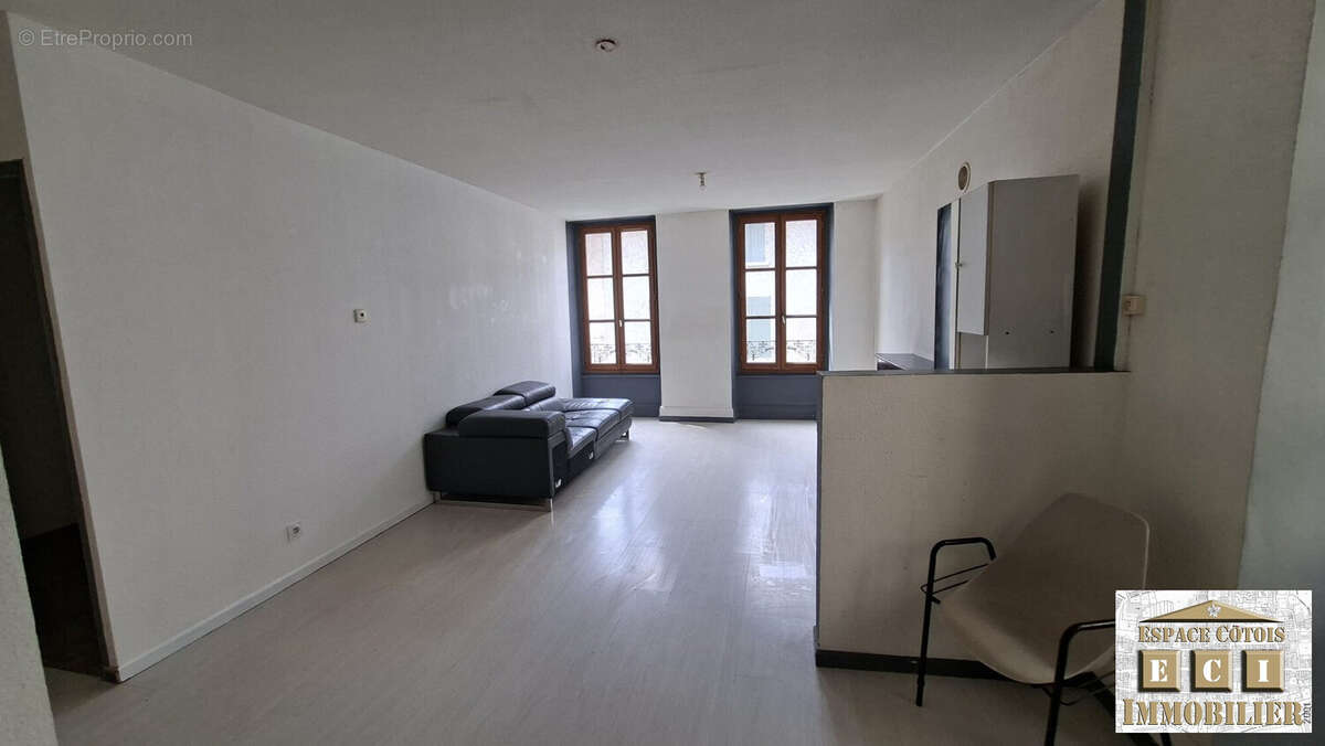 Appartement à LA COTE-SAINT-ANDRE