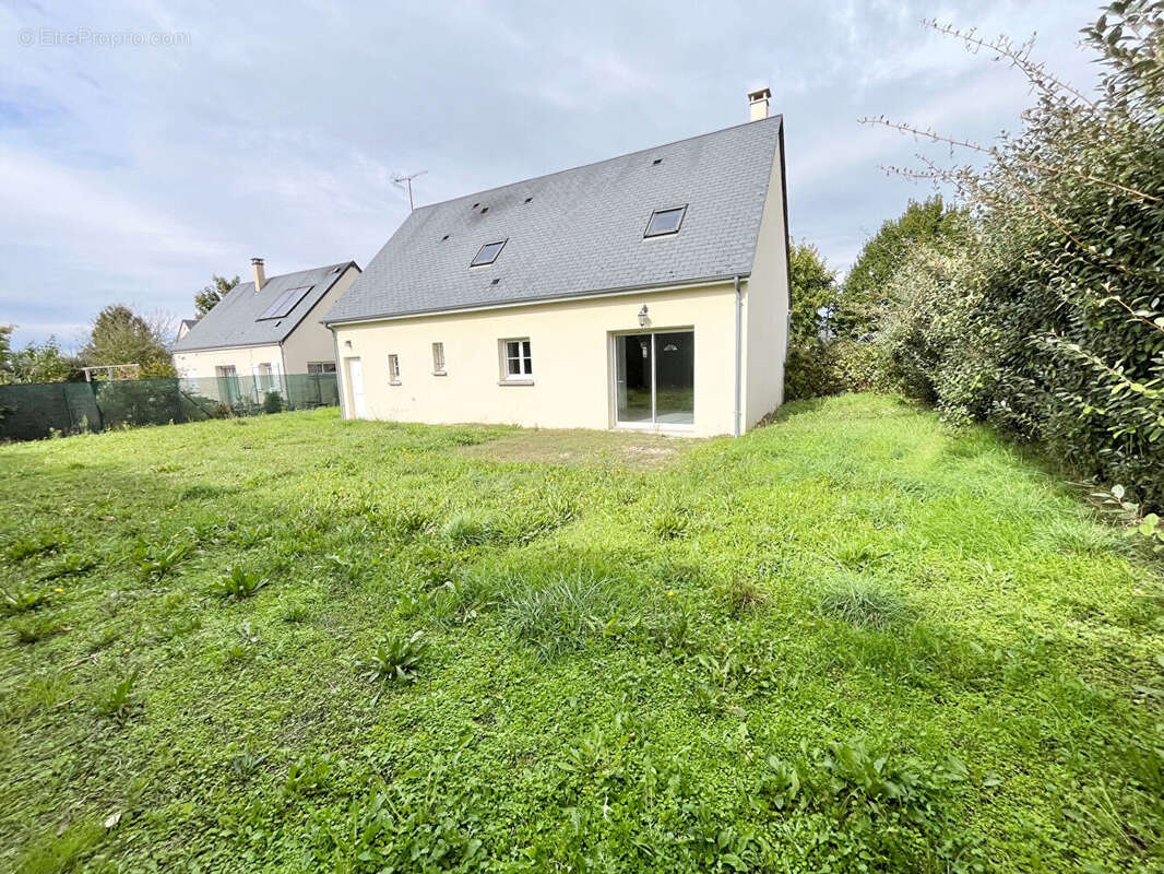 Maison à NOTRE-DAME-D&#039;OE