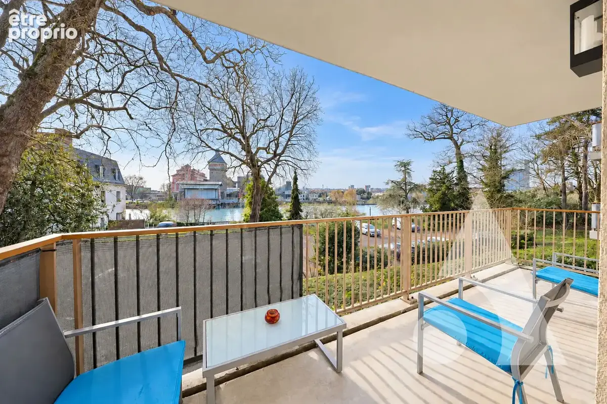 Appartement à CORBEIL-ESSONNES