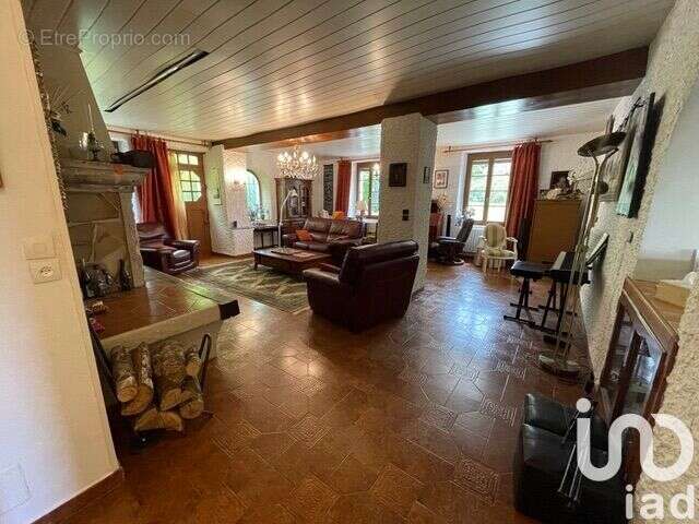 Photo 3 - Maison à SAINT-HILAIRE-LES-ANDRESIS