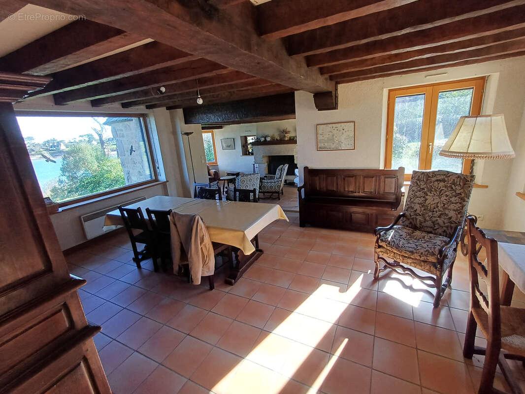 Maison à PLOUGASNOU