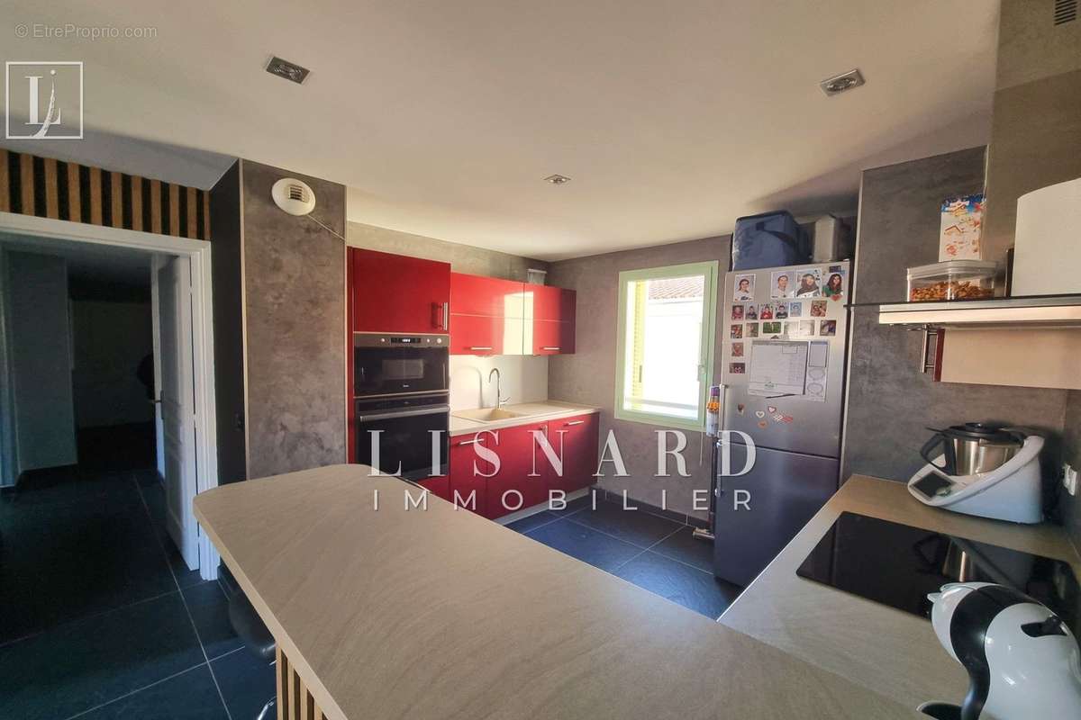 Appartement à VALLAURIS