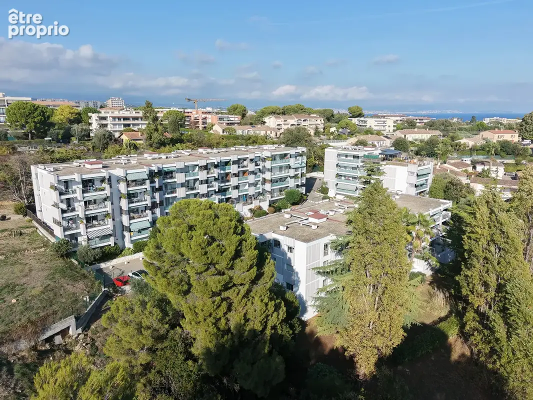 Antibes – rabiac estagnol – spacieux studio avec terrasse, parking et cave - photo 11
