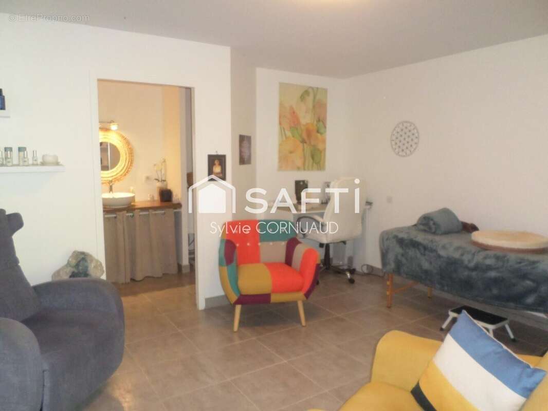 Photo 5 - Maison à BUSSAC-SUR-CHARENTE