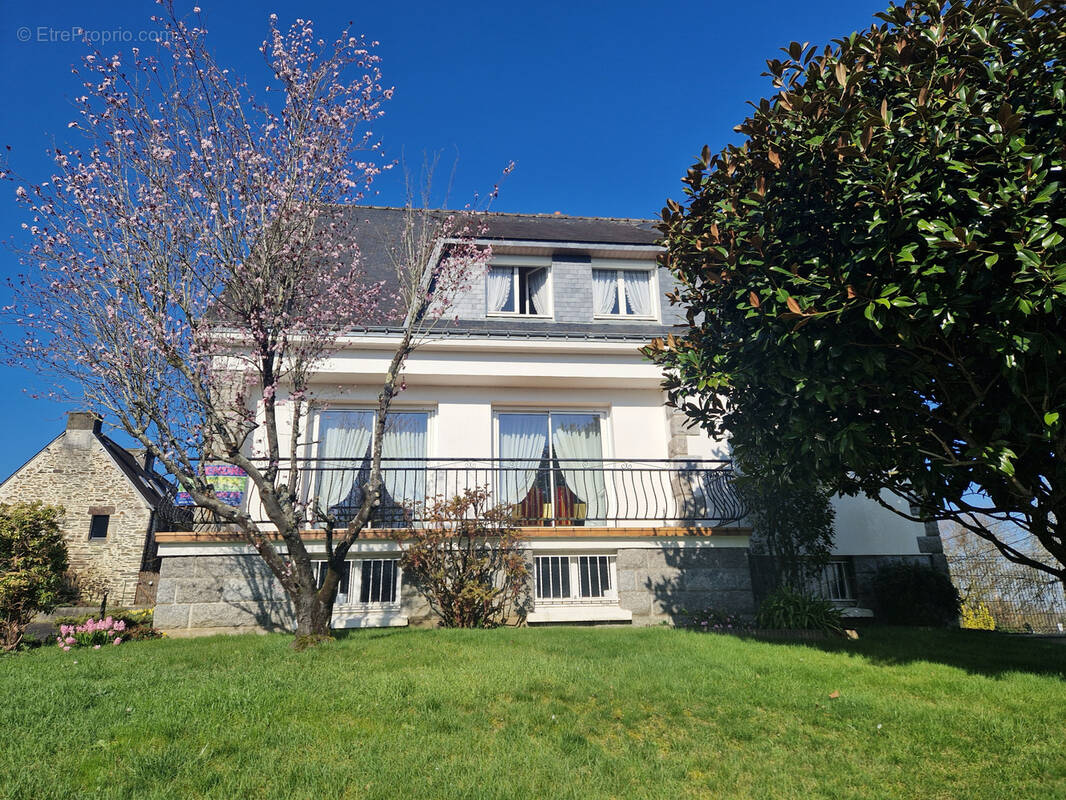 Maison à PONTIVY