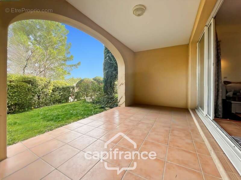 Appartement à MALLEMORT