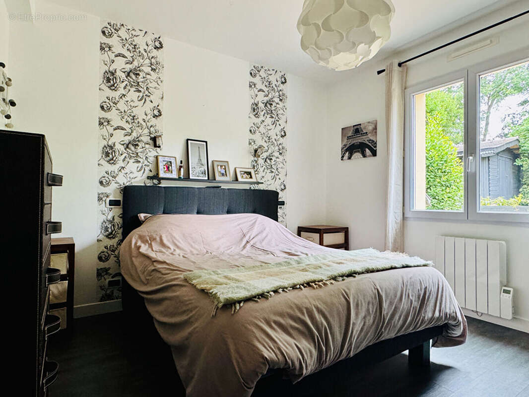 Maison contemporaine 4 chambres (5 possible) et jardin de 710m2 - photo 8