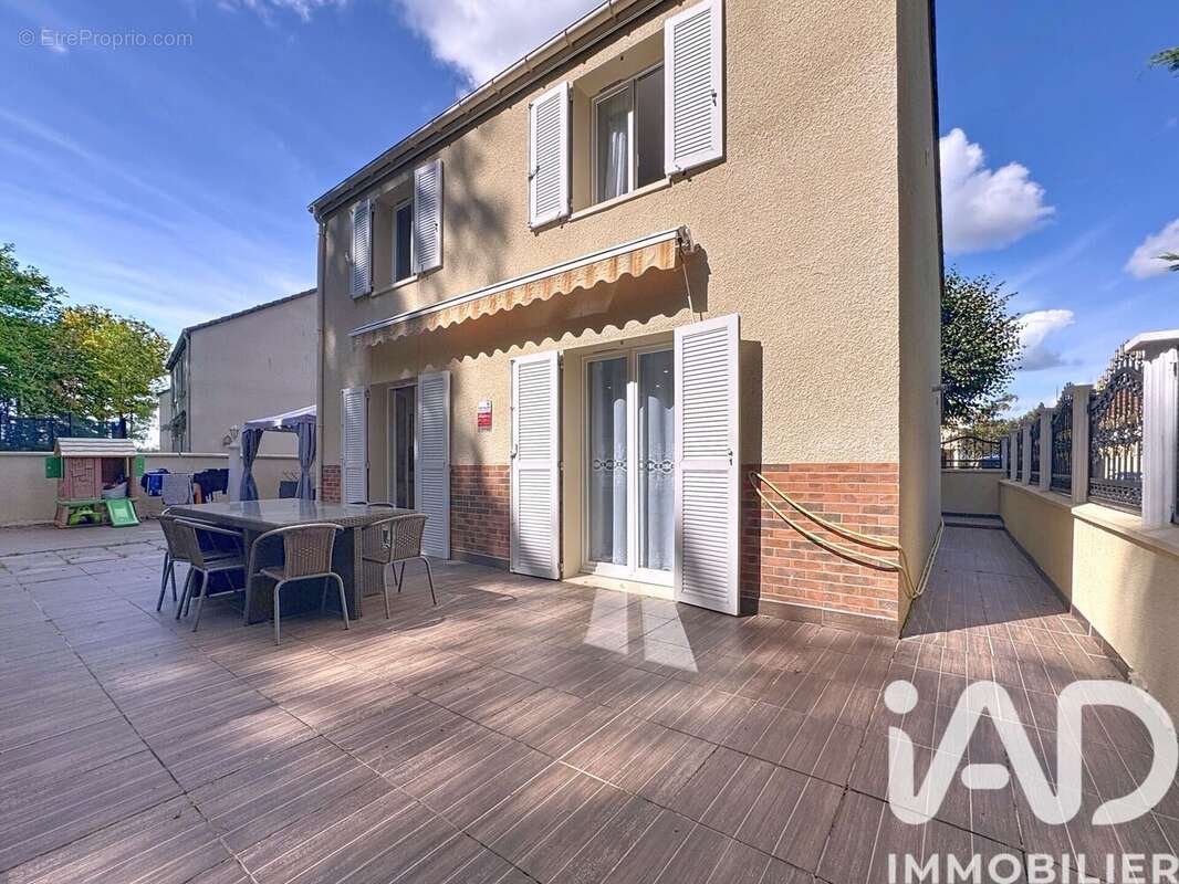 Photo 9 - Maison à MENUCOURT