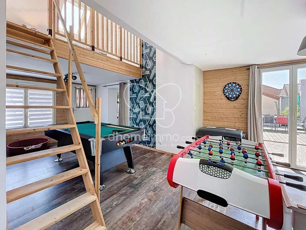 Maison à RAIMBEAUCOURT