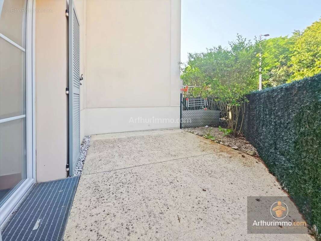 Appartement à LISSES