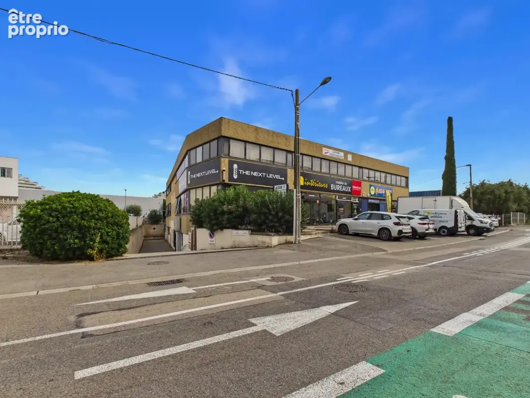 Photo Commerce à Villeneuve-Loubet au prix de 165 000€