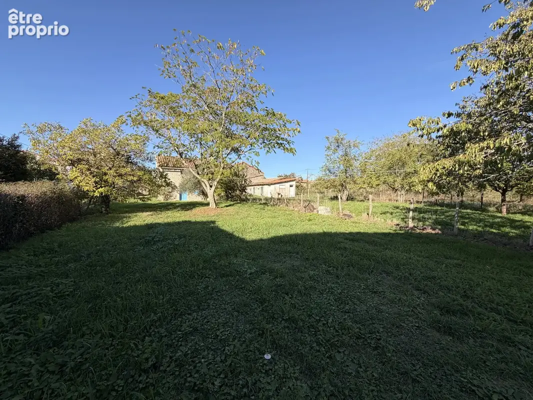 Charmante maison de campagne avec vue sur la vallée et jardin de plus de 800 m² - photo 14