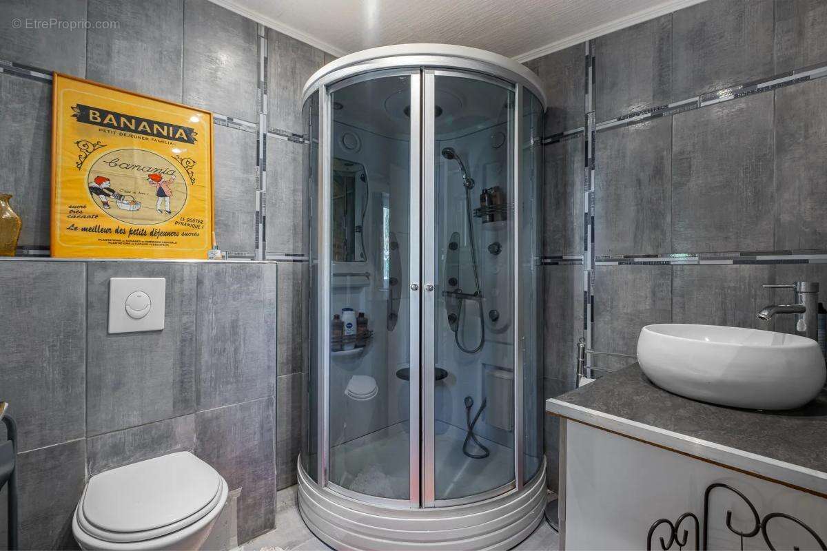 Maison à L&#039;ESCARENE