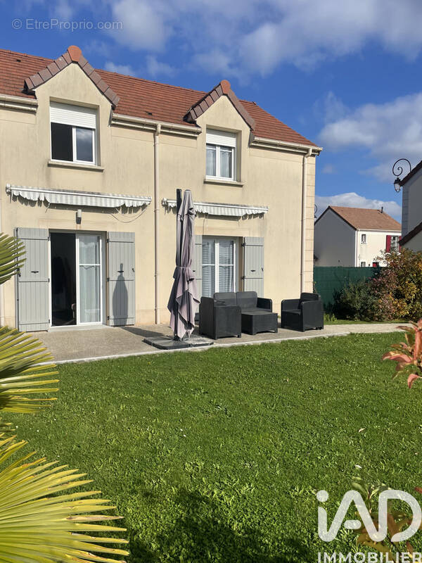 Photo 1 - Maison à ROUVRES