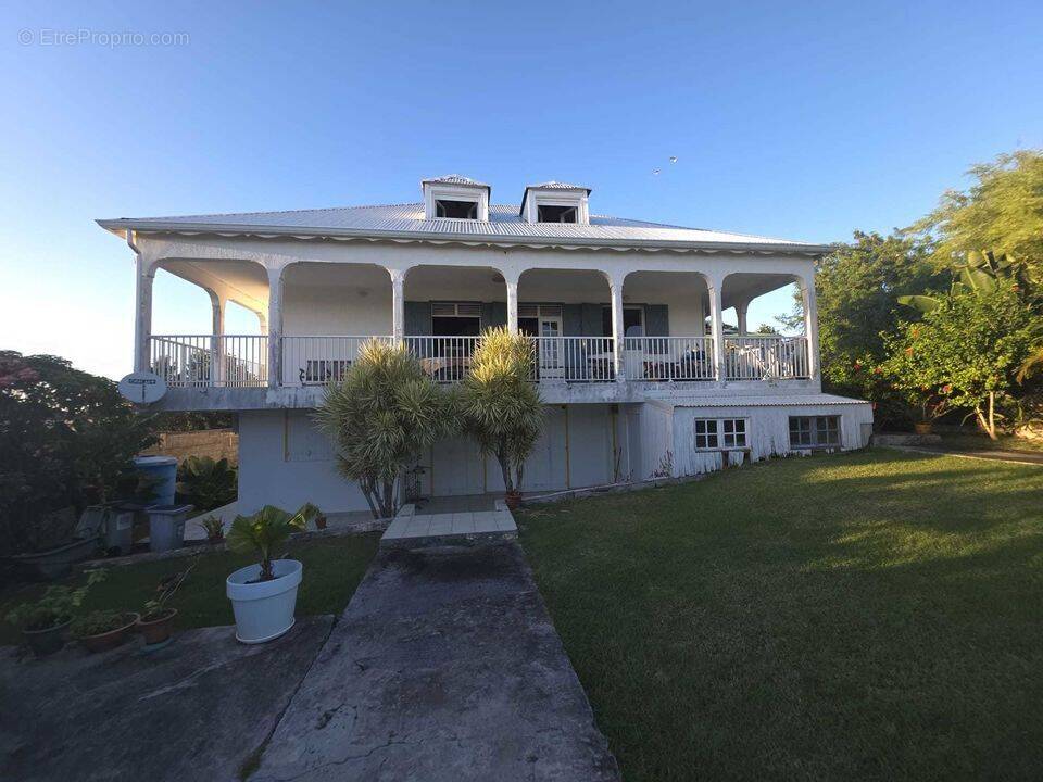 Maison à SAINT-FRANCOIS