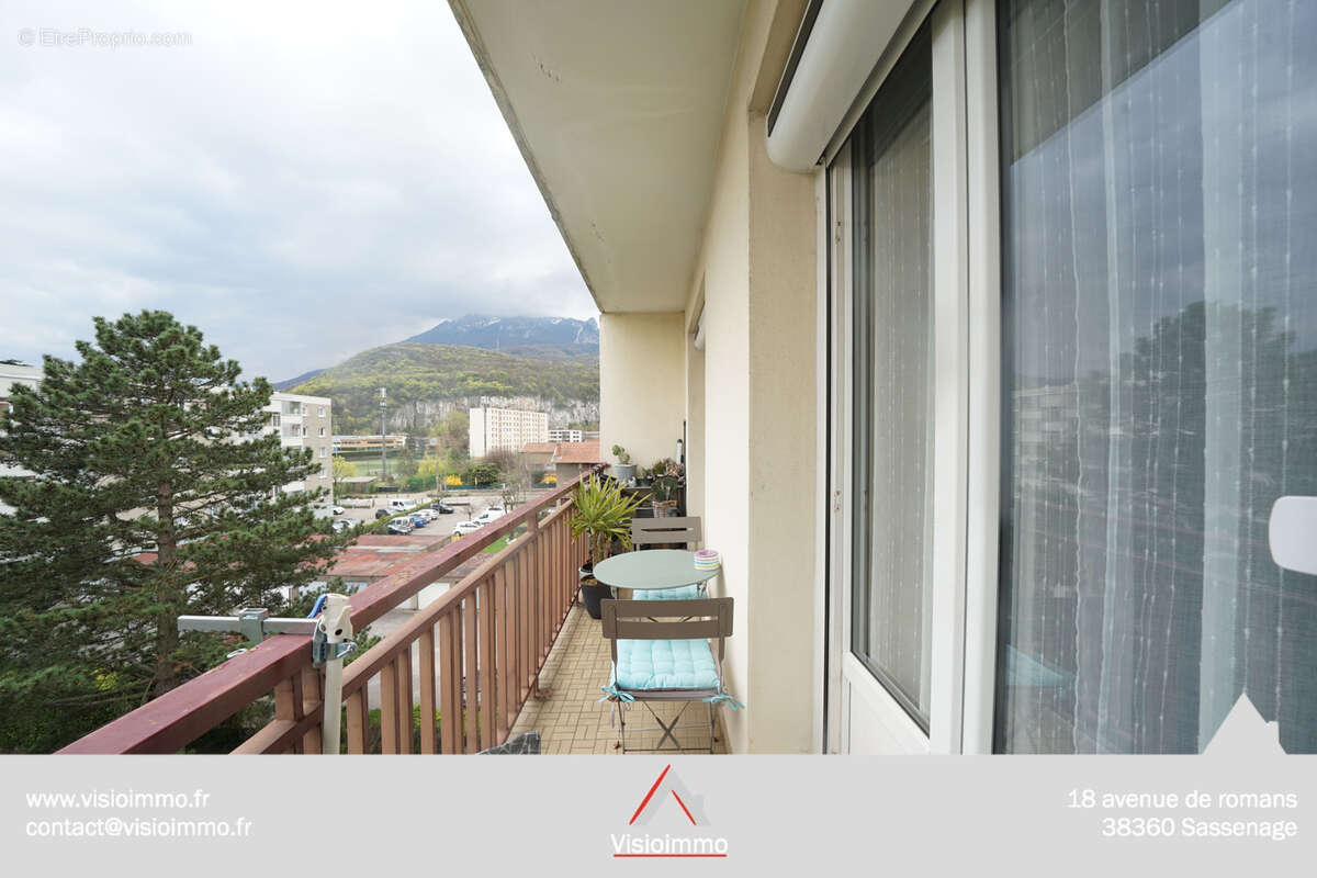 Appartement à FONTAINE