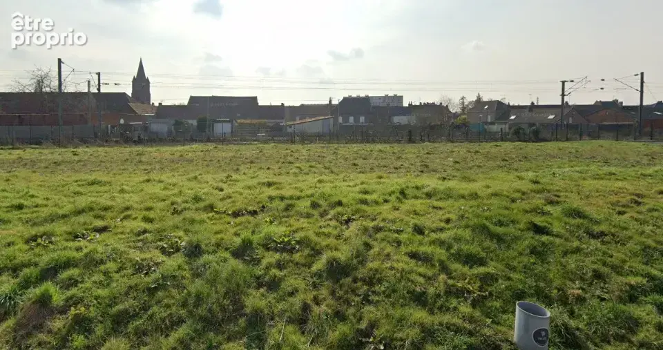 Terrain à BREBIERES