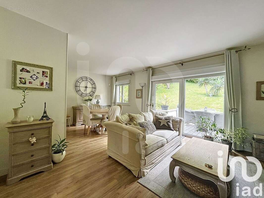 Photo 2 - Maison à CHAMPIGNY-SUR-MARNE