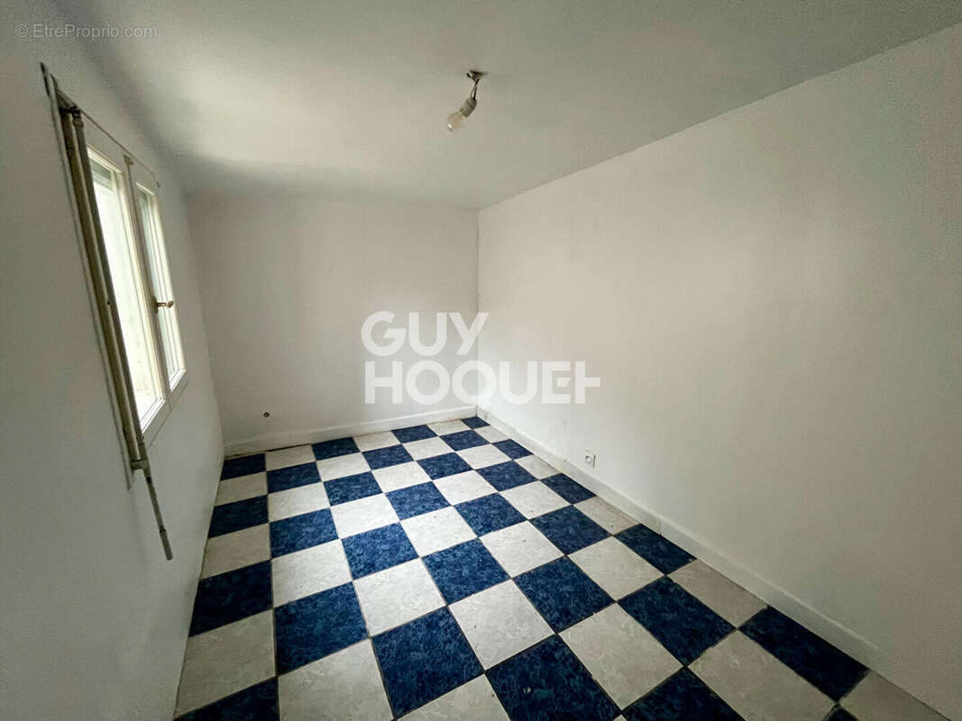 Appartement à FONTENAY-SOUS-BOIS