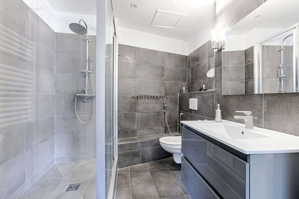 Appartement à PARIS-9E